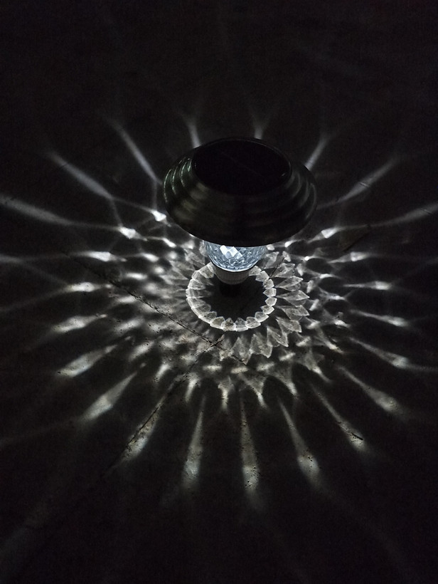 چراغ باغچه ای تک رنگ سفید