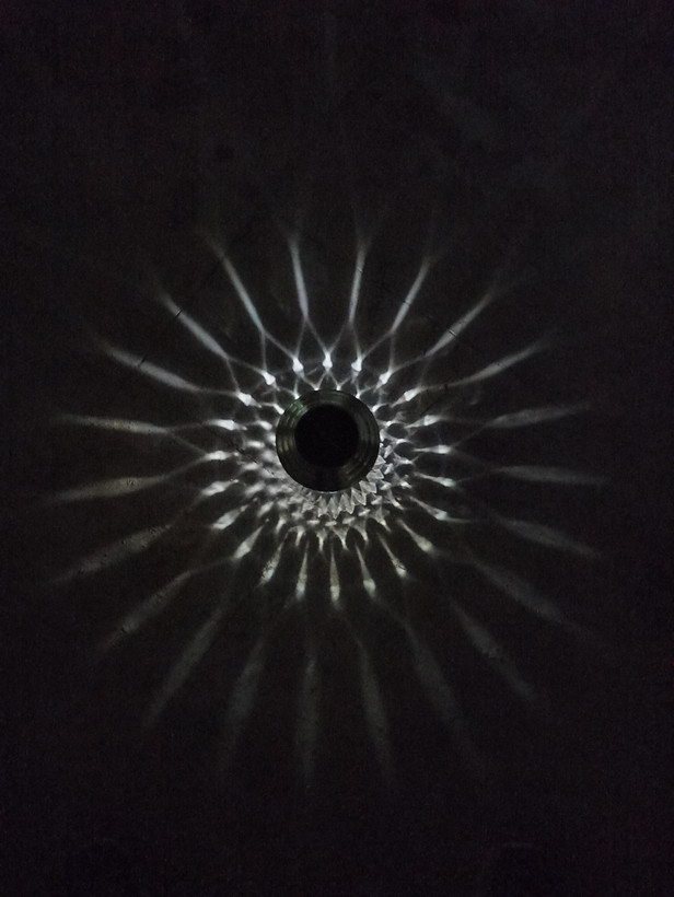 چراغ باغچه ای تک رنگ سفید