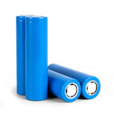 باتری لیتیوم فسفات قابل شارژ مکسل کد 32700 ظرفیت 24000 میلی آمپرساعت بسته ۴ عددی